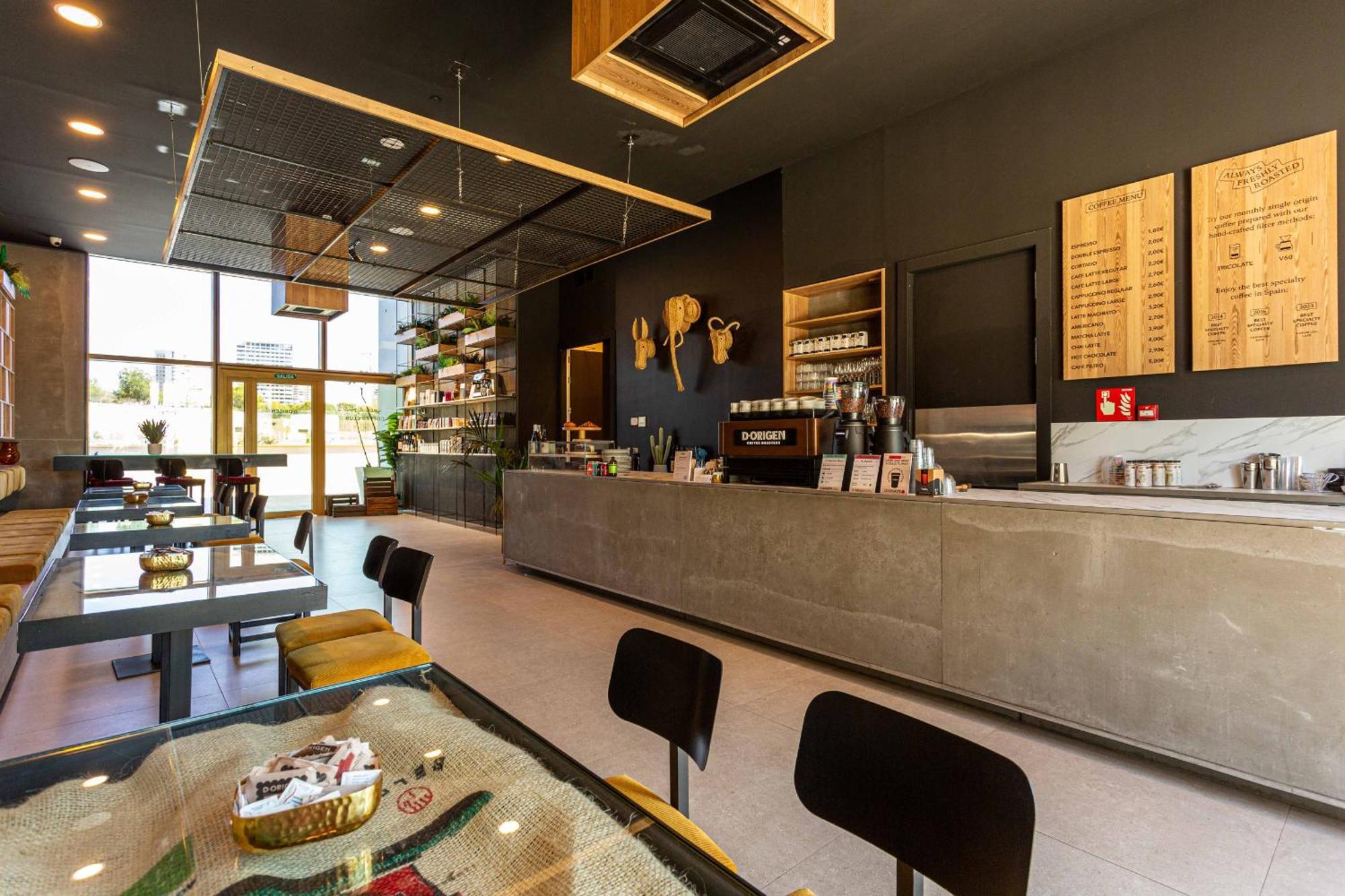 Intempo By Holuxe - 272 - 27Th Floor Apartment เบนิดอร์ม ภายนอก รูปภาพ