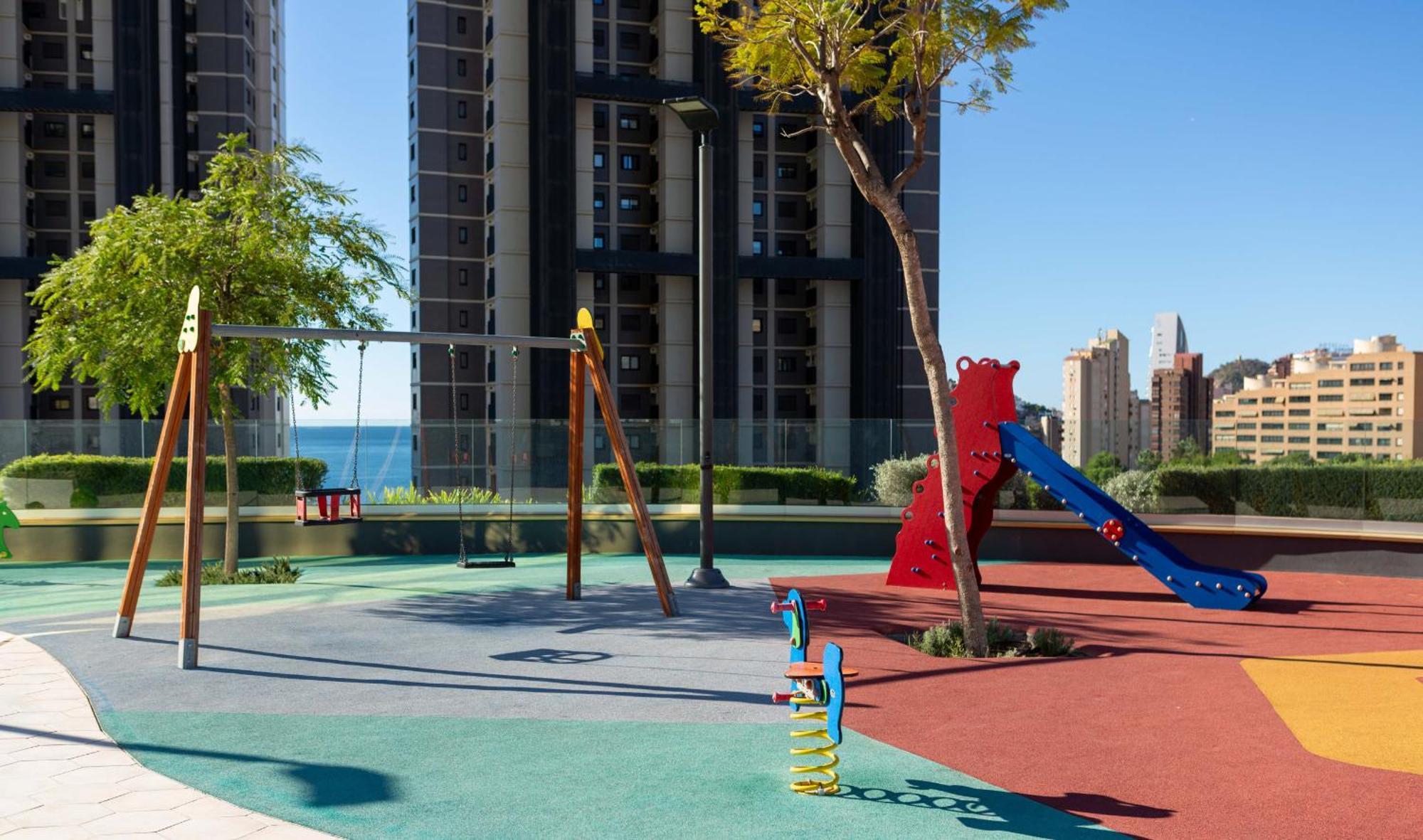 Intempo By Holuxe - 272 - 27Th Floor Apartment เบนิดอร์ม ภายนอก รูปภาพ